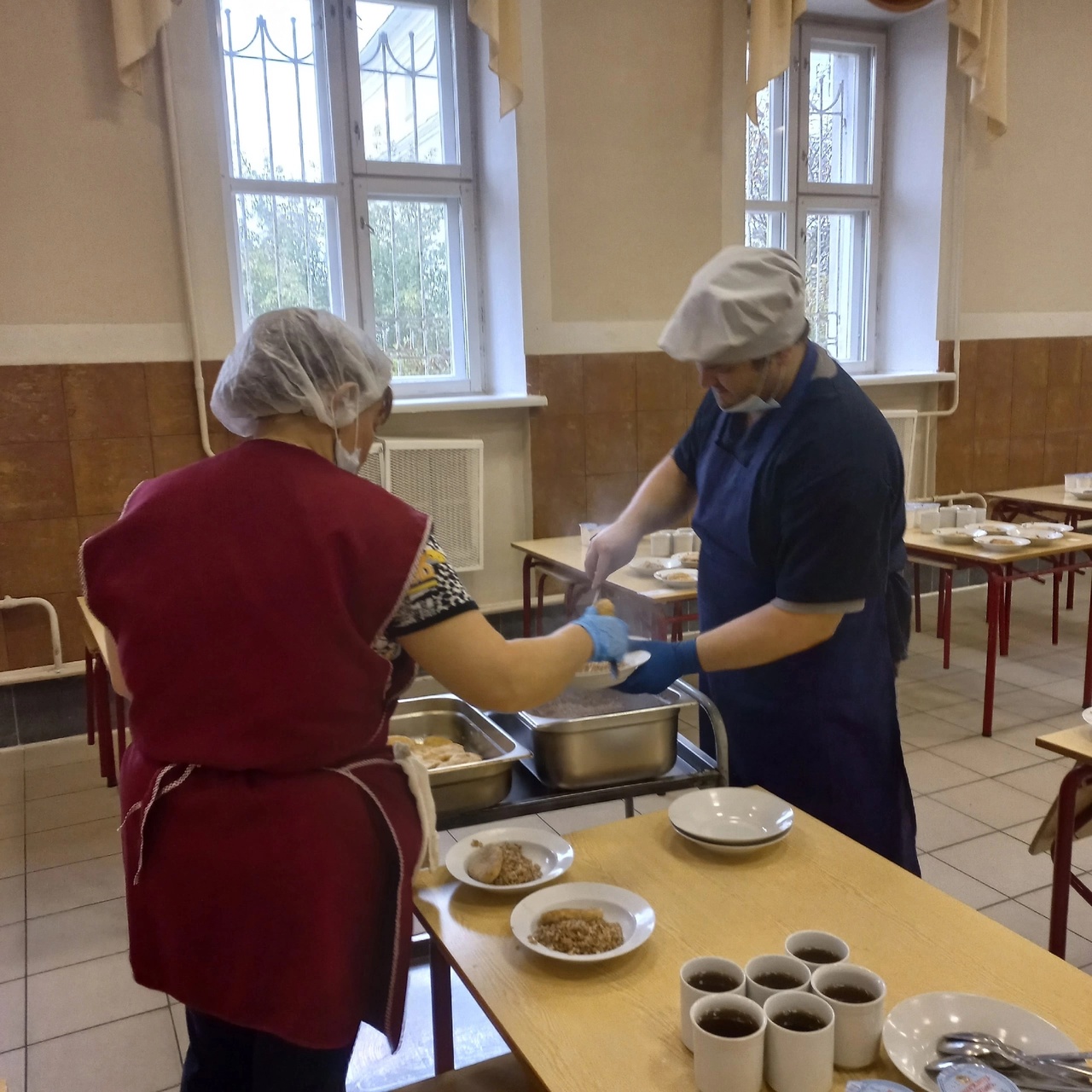 Работники столовой